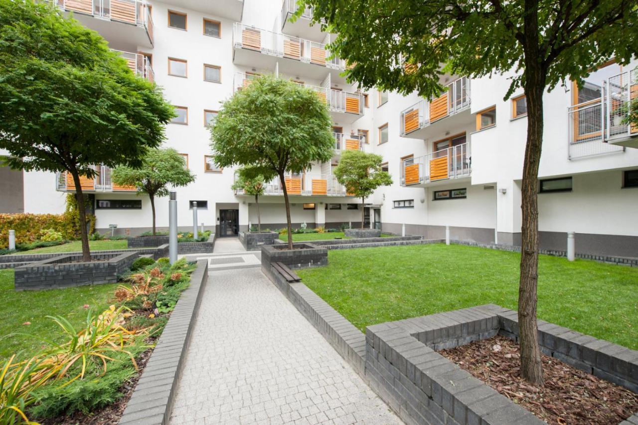 Superapart Chelmska 9 *